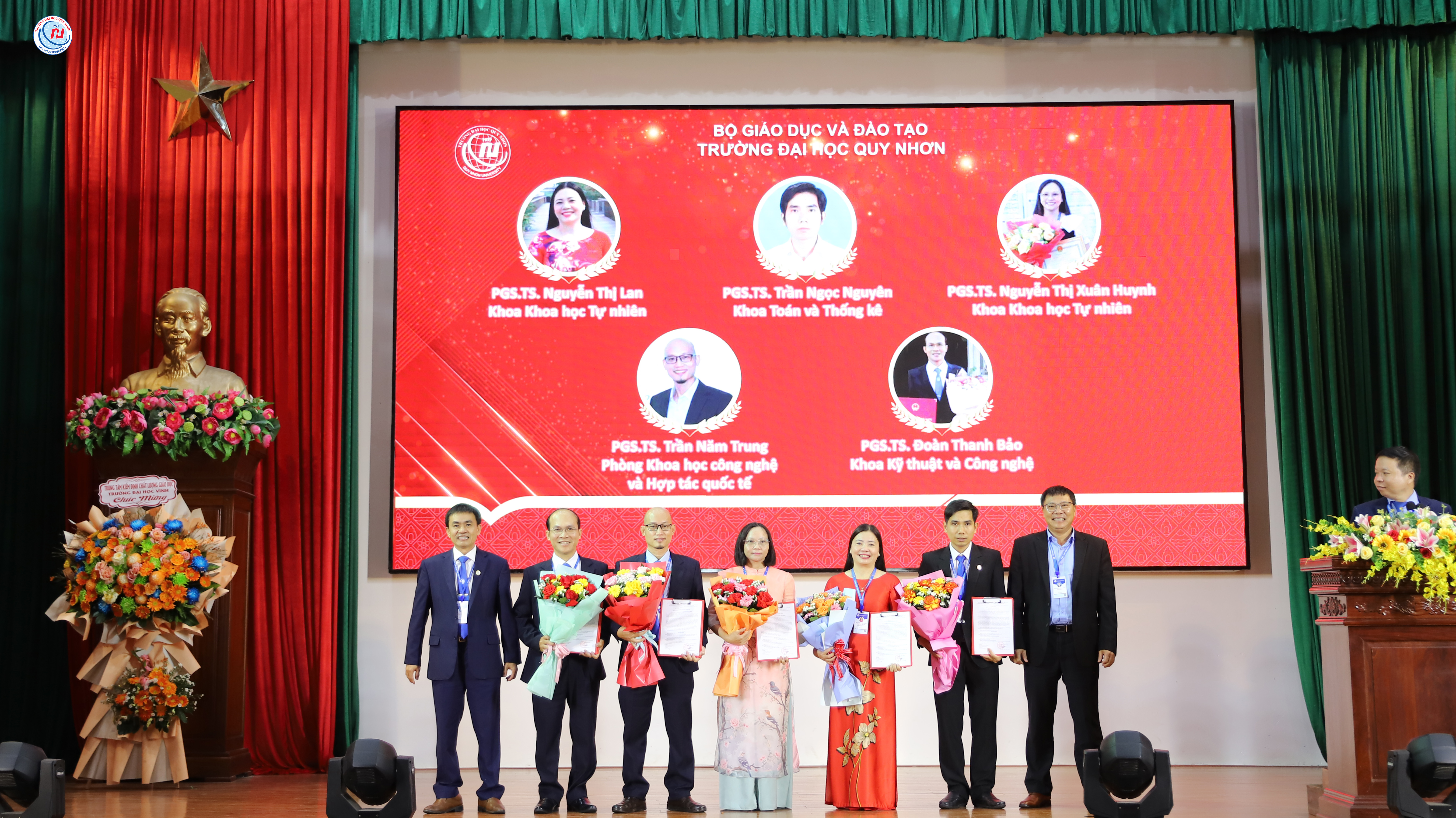 QNU Reinforces Training Quality and Staff Development, Ready for Semester II of the 2025–2026 Academic Year